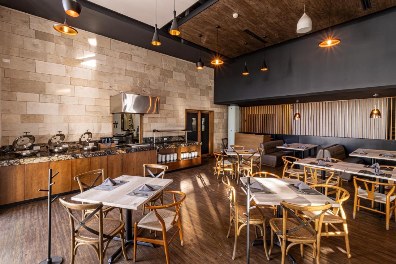 Tryp By Wyndham San Luis Potosi Hotel & Suites Εξωτερικό φωτογραφία