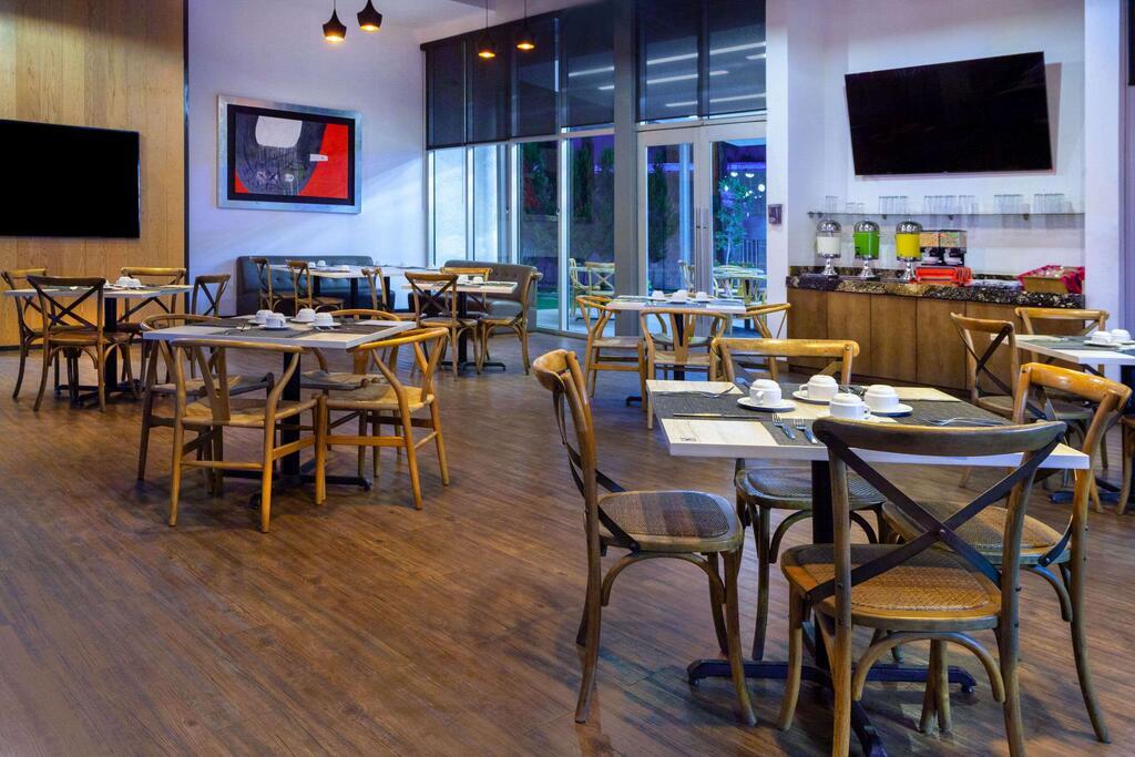 Tryp By Wyndham San Luis Potosi Hotel & Suites Εξωτερικό φωτογραφία